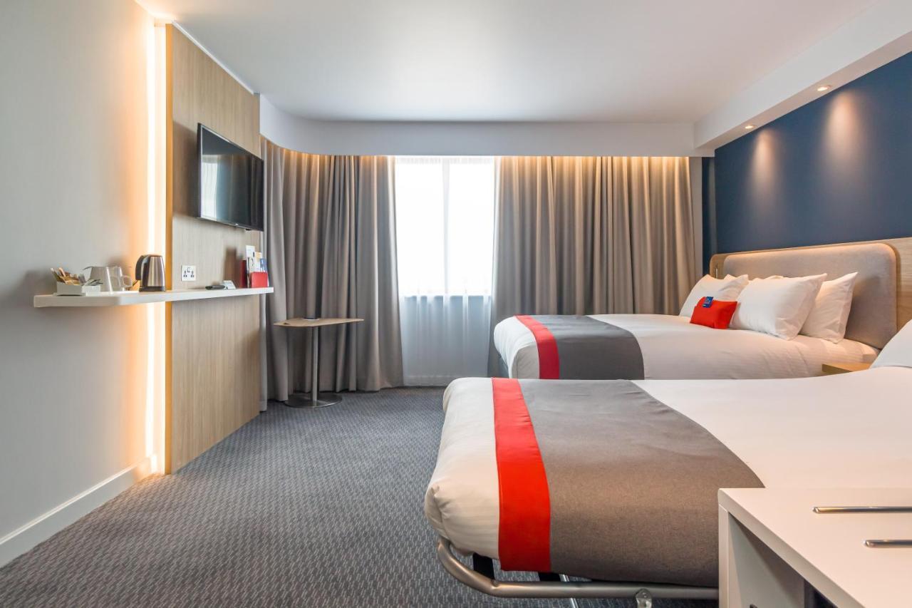 Express - - Victoria Junction By Ihg Bodmin