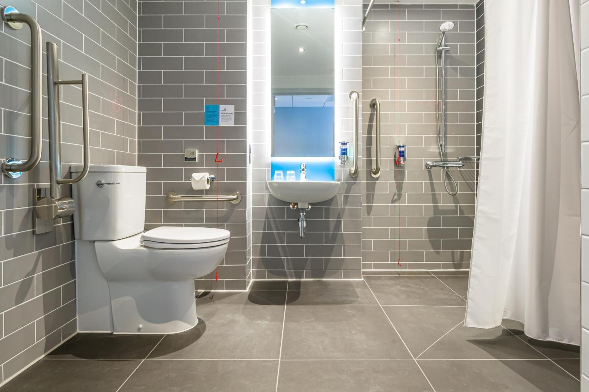 Hotel Express - - Victoria Junction By Ihg